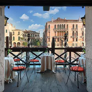 residenza-depoca-san-cassiano.hotelinveneto.com/